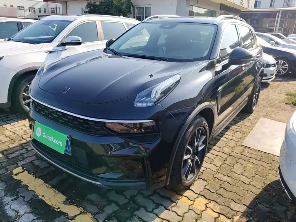 Lynk & Co 01 — миниатюра 2