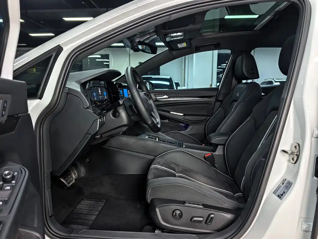 Volkswagen Golf — миниатюра 8