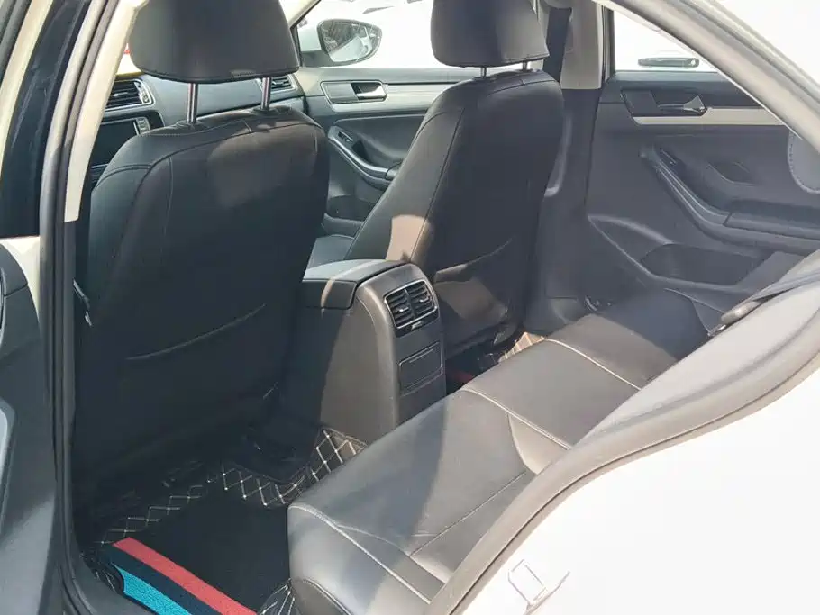 Volkswagen Sagitar — миниатюра 11