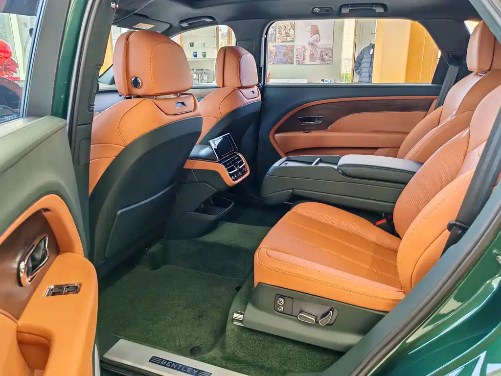 Bentley Bentayga 2024 4.0T V8