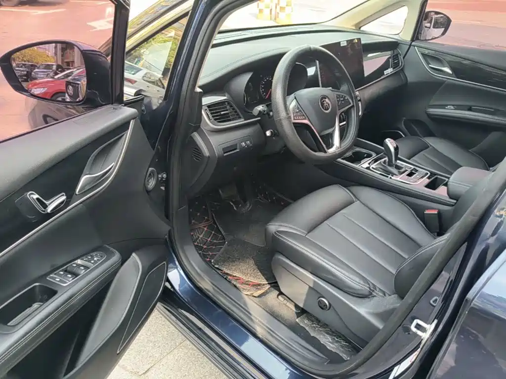 BYD MAX — миниатюра 16