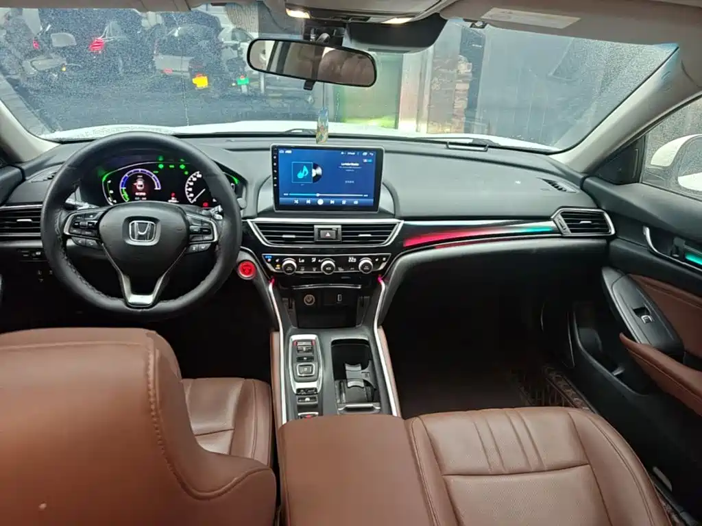 Honda Inspire — миниатюра 10