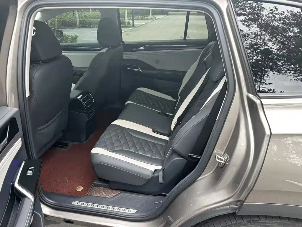 Volkswagen ID.6 Crozz — миниатюра 7