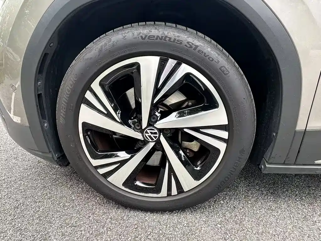 Volkswagen ID.6 Crozz — миниатюра 3