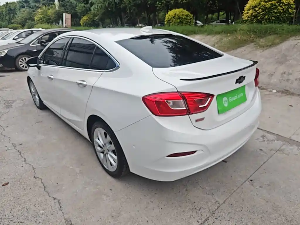 Chevrolet Cruze — миниатюра 5