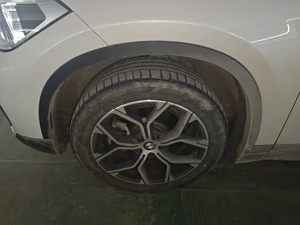 BMW X1 — миниатюра 23