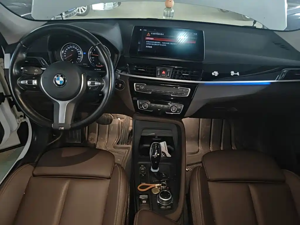 BMW X1 — миниатюра 10