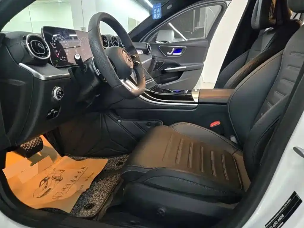 Mercedes-Benz C-Class — миниатюра 8
