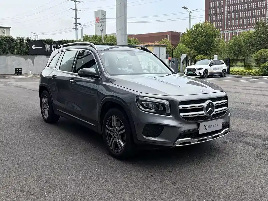 Mercedes-Benz GLB — миниатюра 3