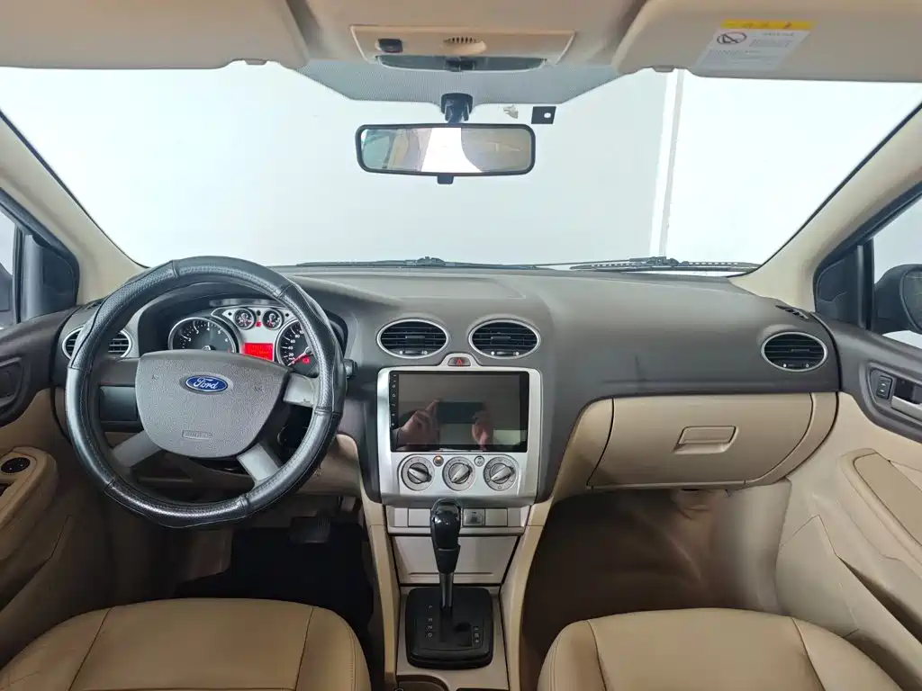 Ford Focus — миниатюра 5