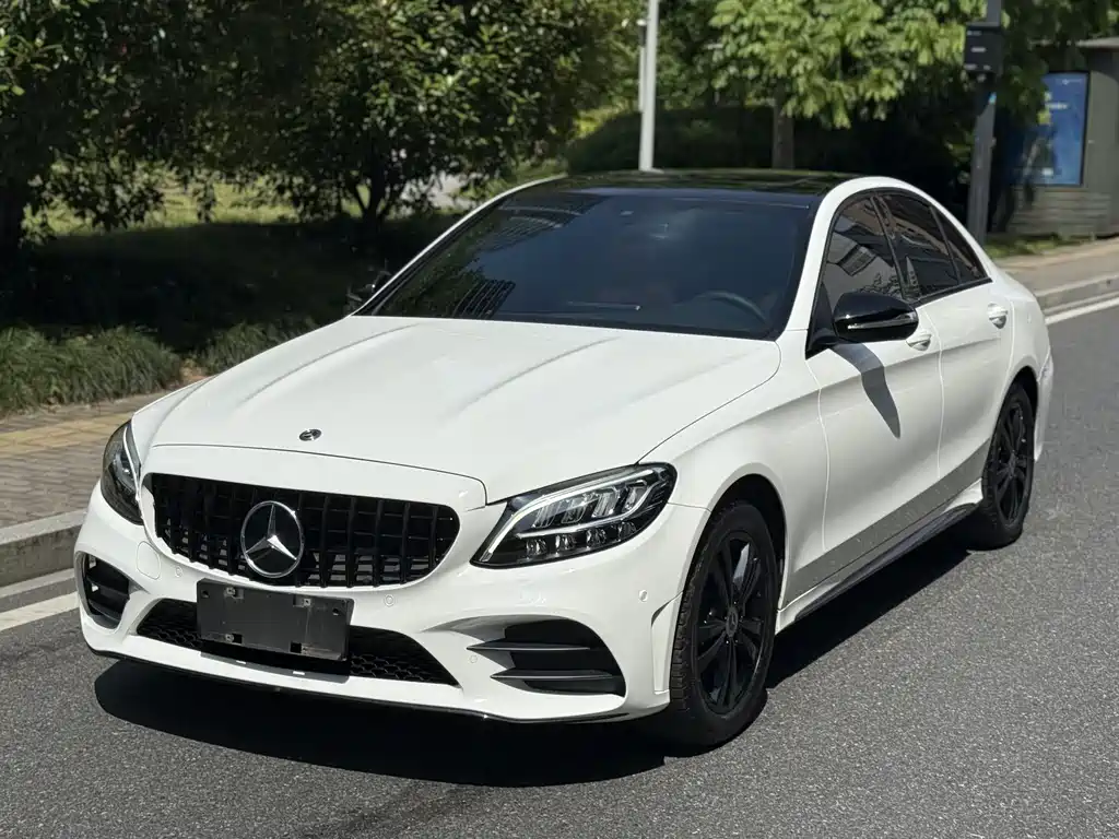 Mercedes-Benz C-Class 2020