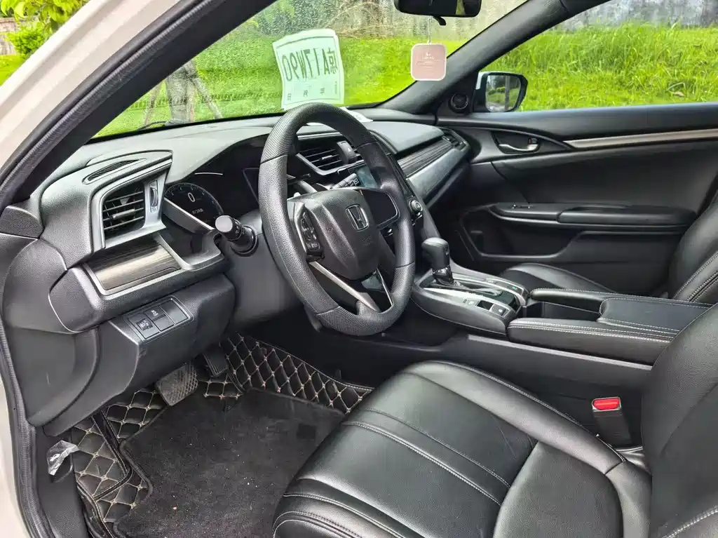 Honda Civic — миниатюра 4