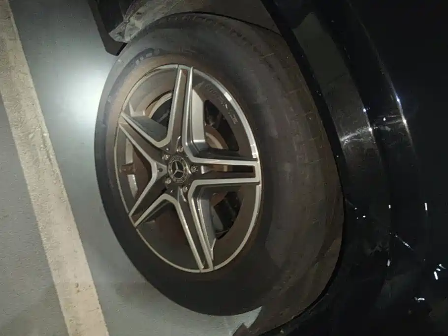 Mercedes-Benz GLE (Import) — миниатюра 6
