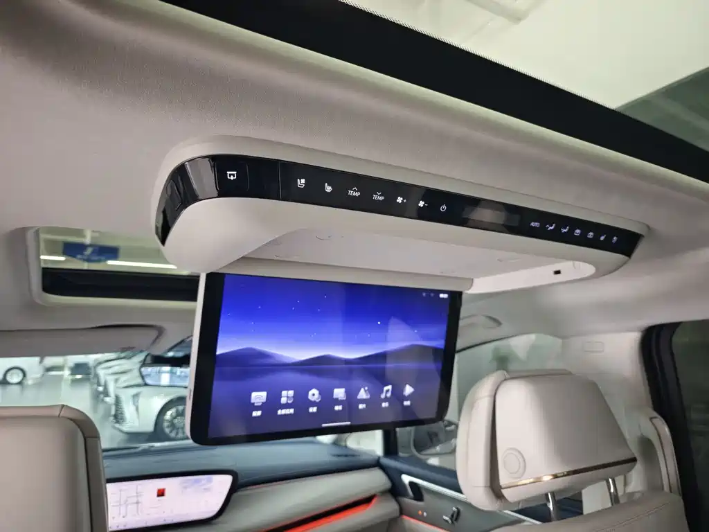 Buick GL8 Hybrid — миниатюра 19