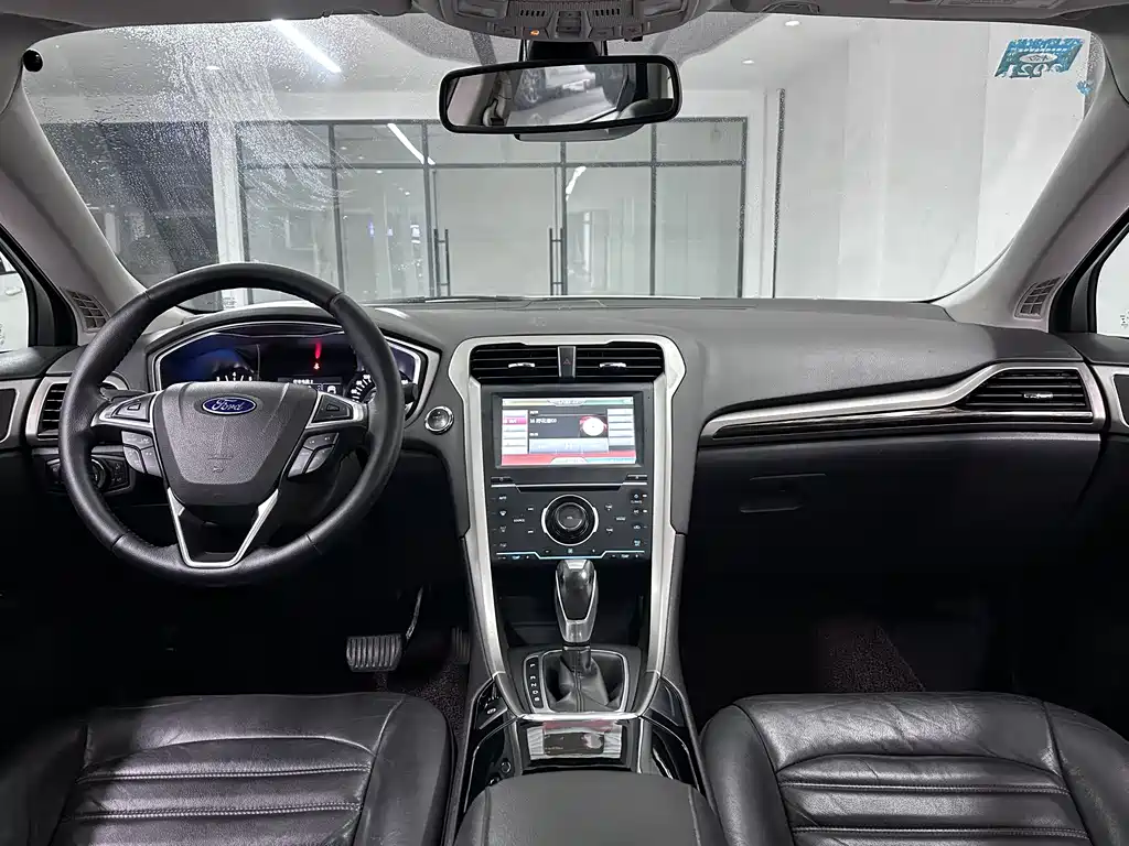 Ford Mondeo 2013 2.0L GTDi200 Luxury