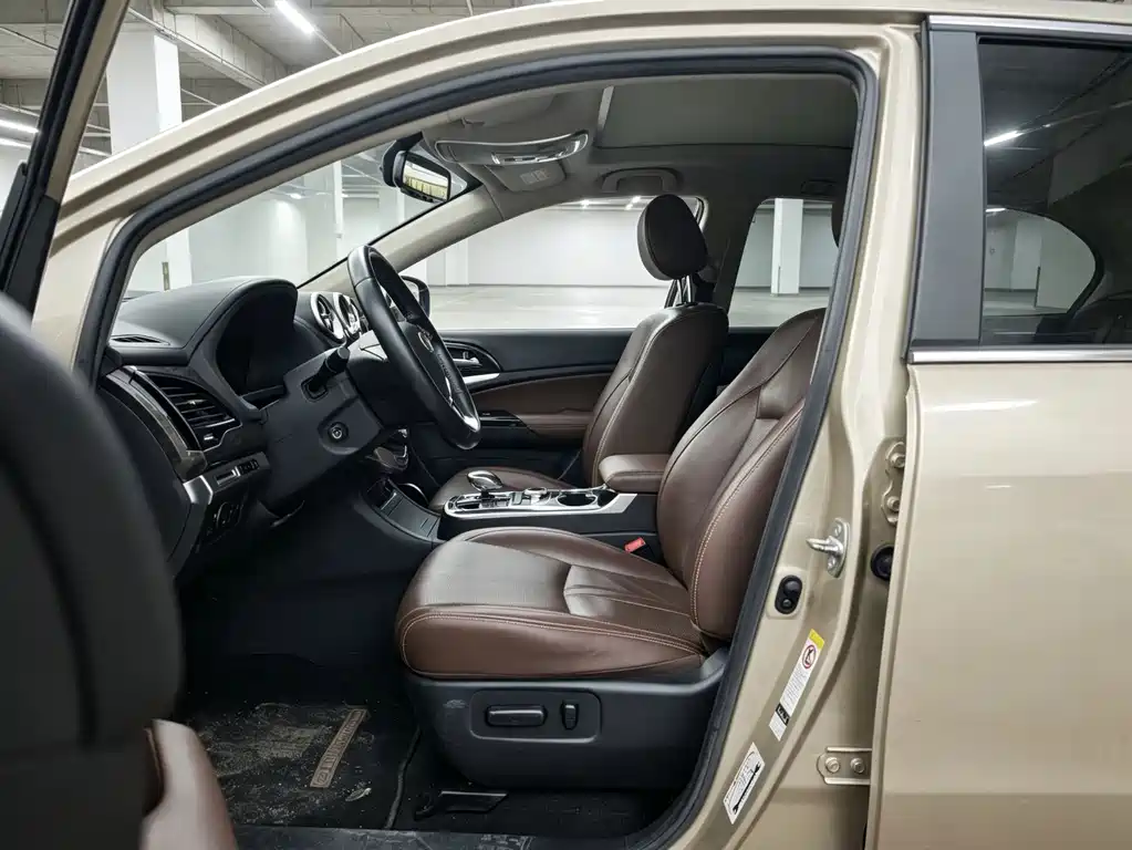 BYD Tang New Energy — миниатюра 6