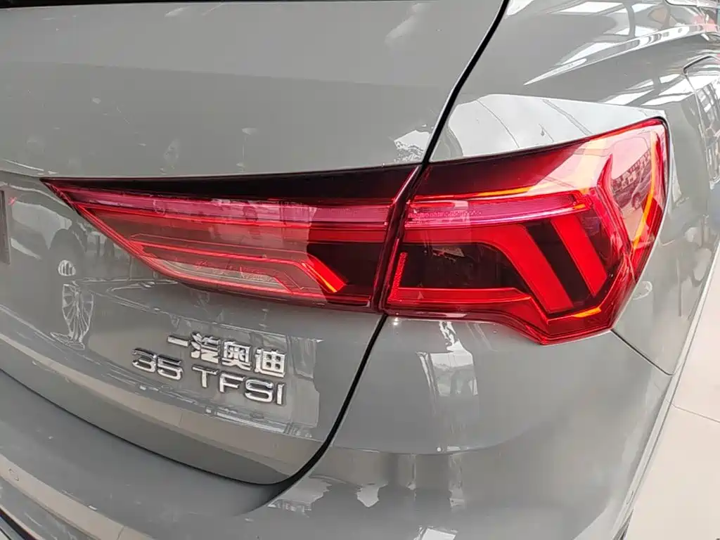 Audi Q3 — миниатюра 8