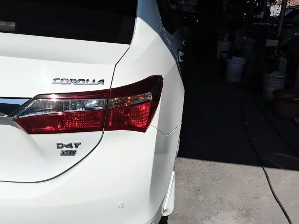 Toyota Corolla — миниатюра 8