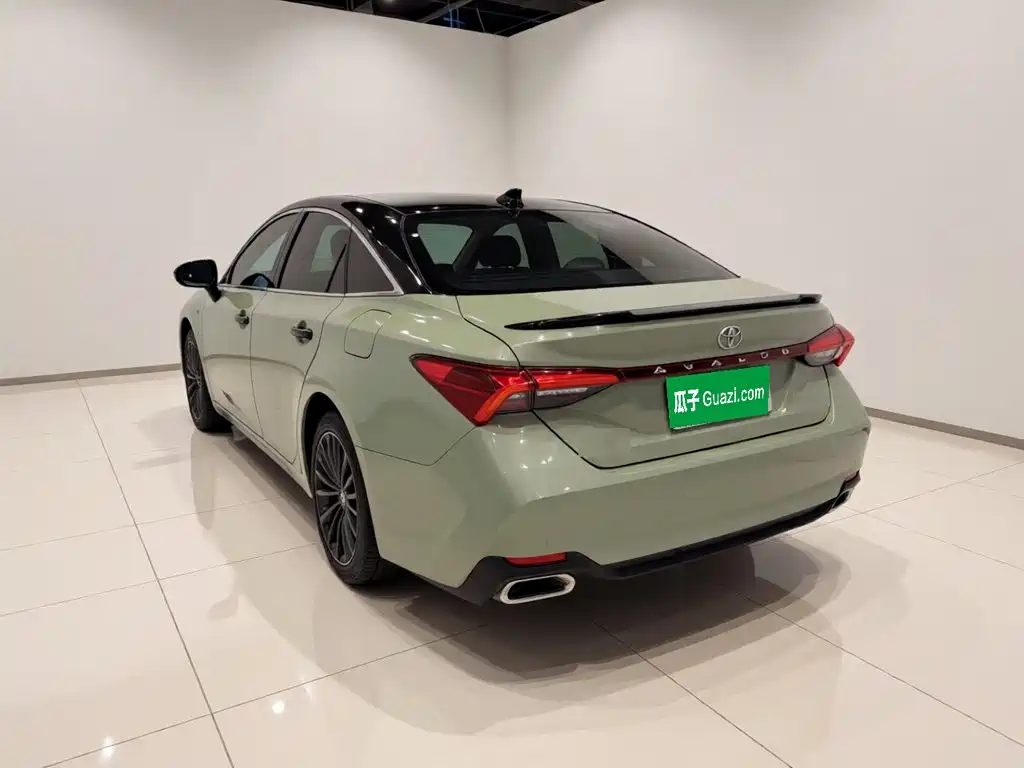 Toyota Avalon — миниатюра 4