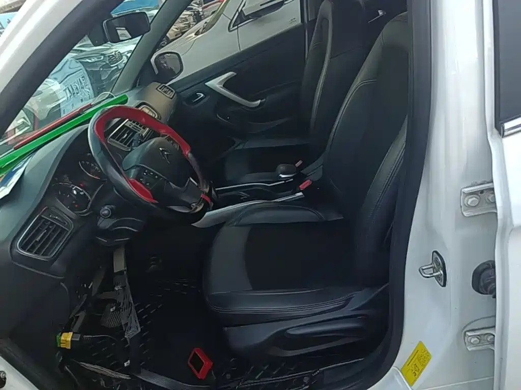 Citroen C3-XR — миниатюра 15