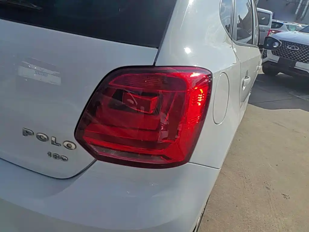 Volkswagen Polo — миниатюра 8