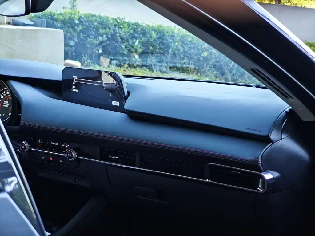 Mazda 3 Axela — миниатюра 5