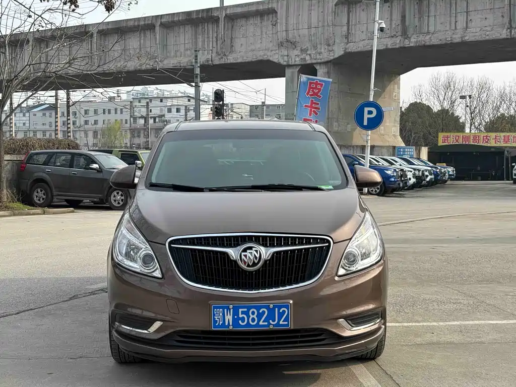 Buick GL8 2018 28T Comfort VI
