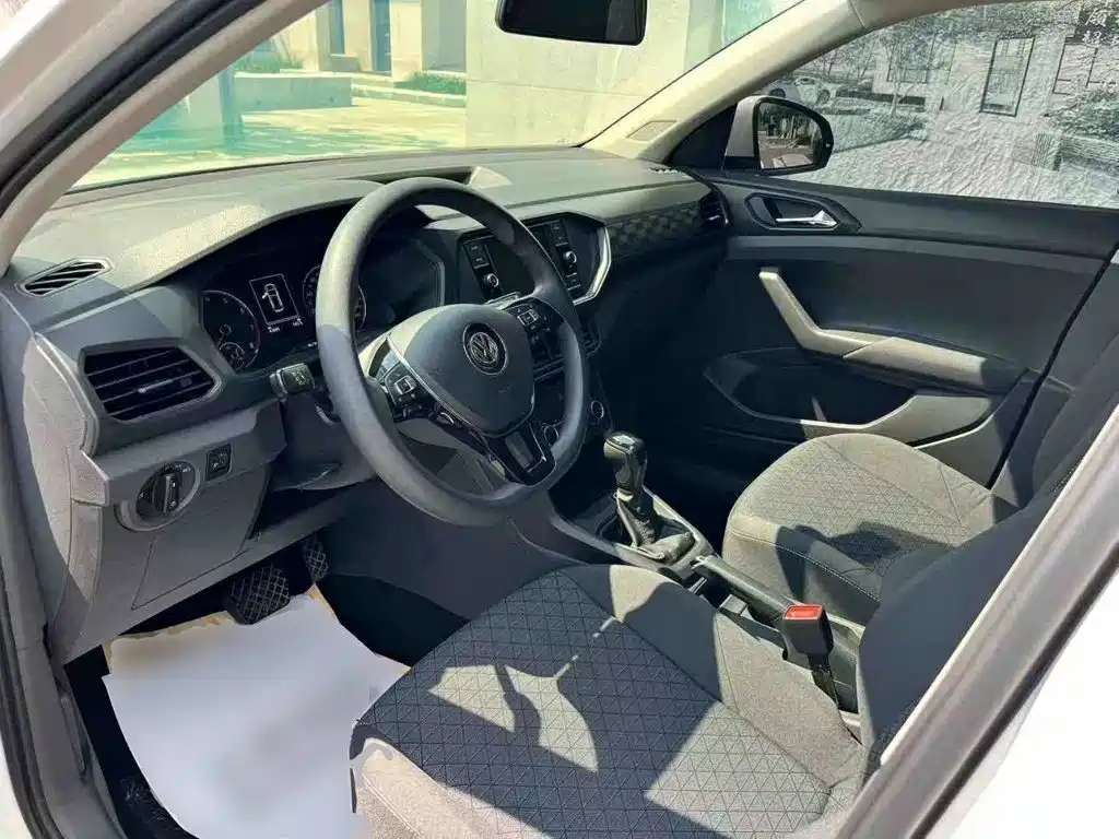 Volkswagen T-Cross — миниатюра 15