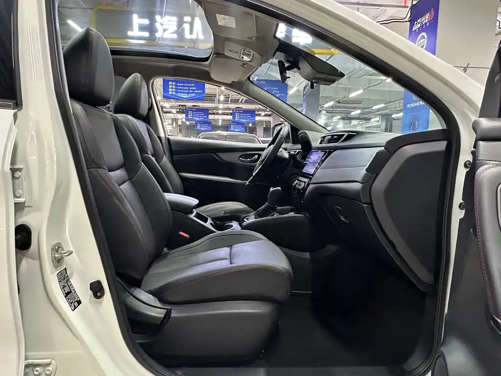 Nissan Qashqai — миниатюра 6