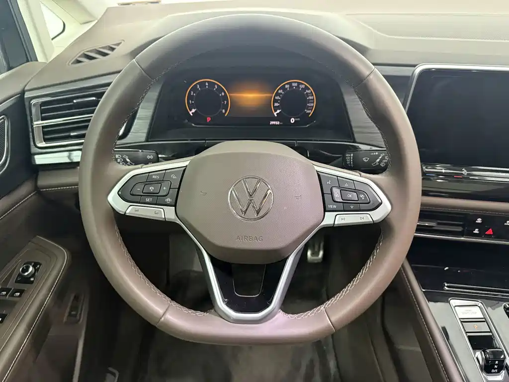 Volkswagen Viloran — миниатюра 9