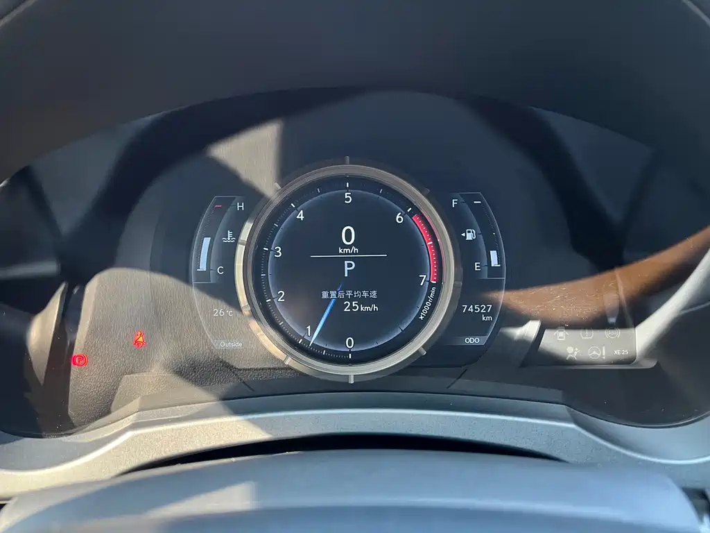 Lexus IS — миниатюра 23