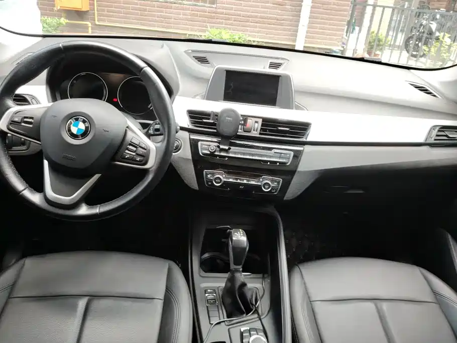 BMW X1 — миниатюра 12