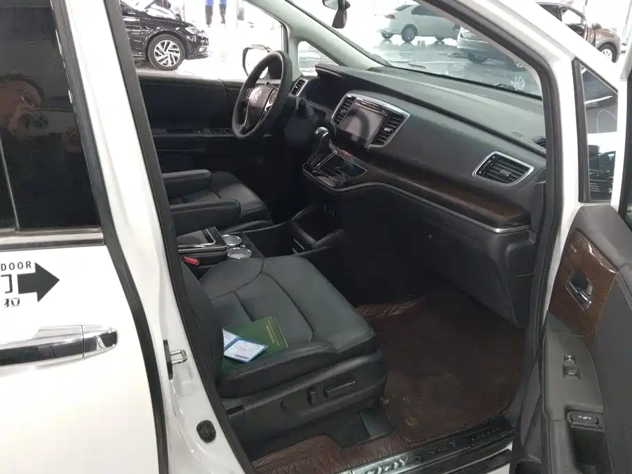 Honda Odyssey — миниатюра 8
