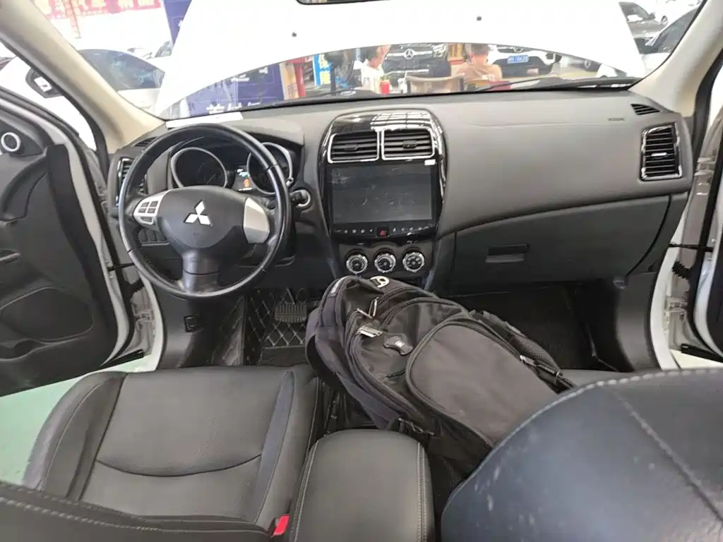 Mitsubishi ASX — миниатюра 10