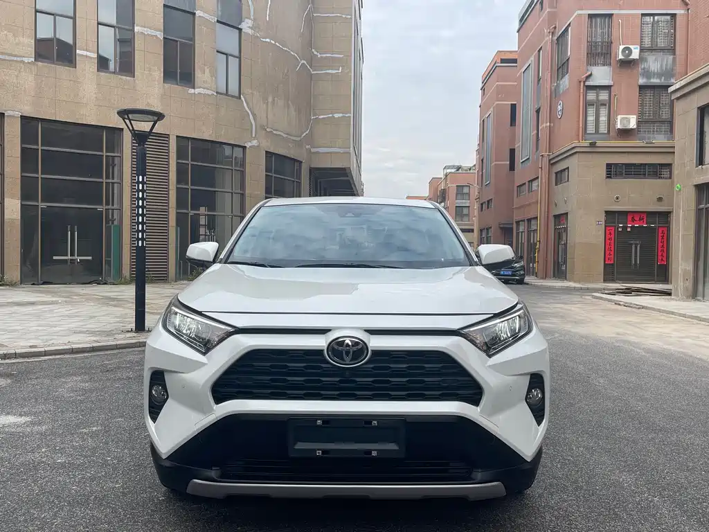 TOYOTA RAV4 RONGFANG