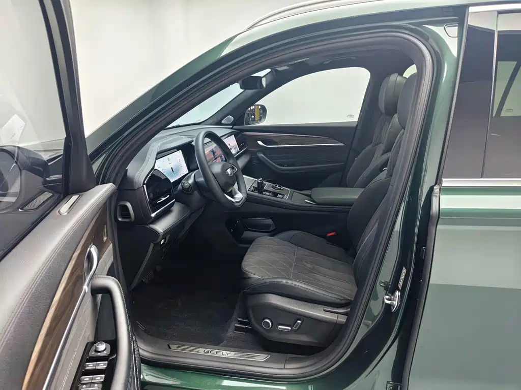 Geely Xingyue L — миниатюра 14