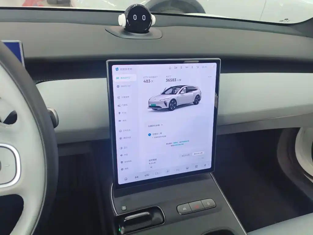 NIO ET5T — миниатюра 13