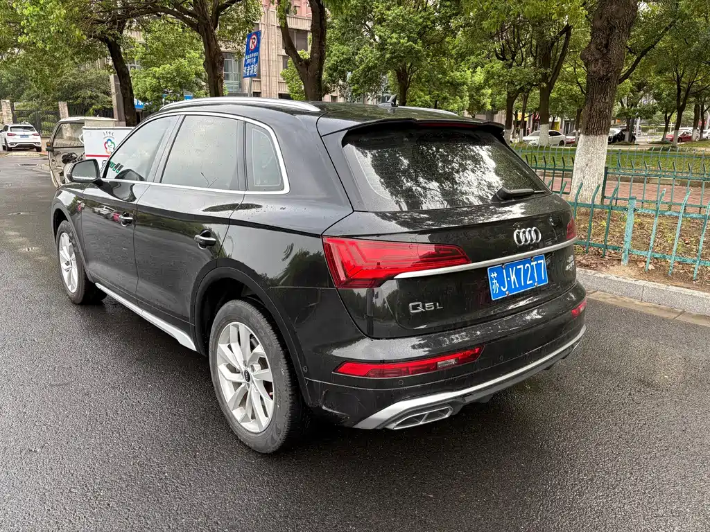 Audi Q5L — миниатюра 5