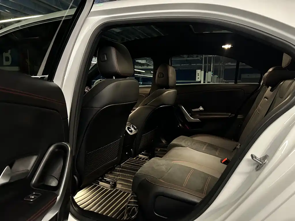 MERCEDES-BENZ A CLASS