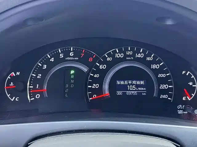 Toyota Camry — миниатюра 7