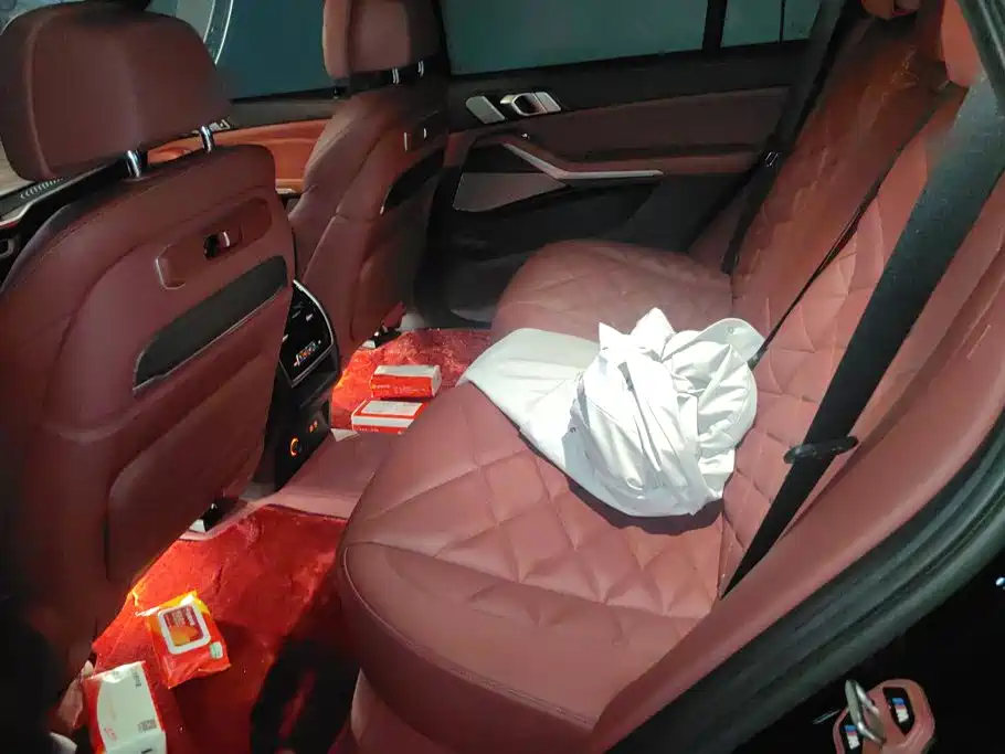 BMW X5 — миниатюра 11