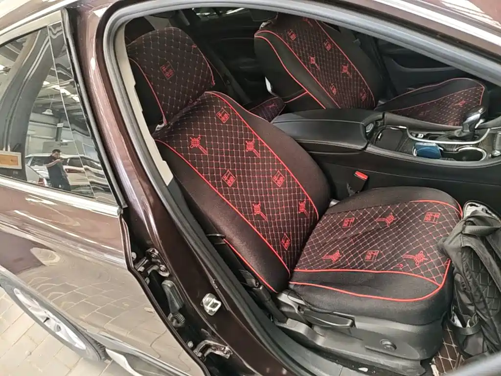 Buick Envision Plus — миниатюра 25