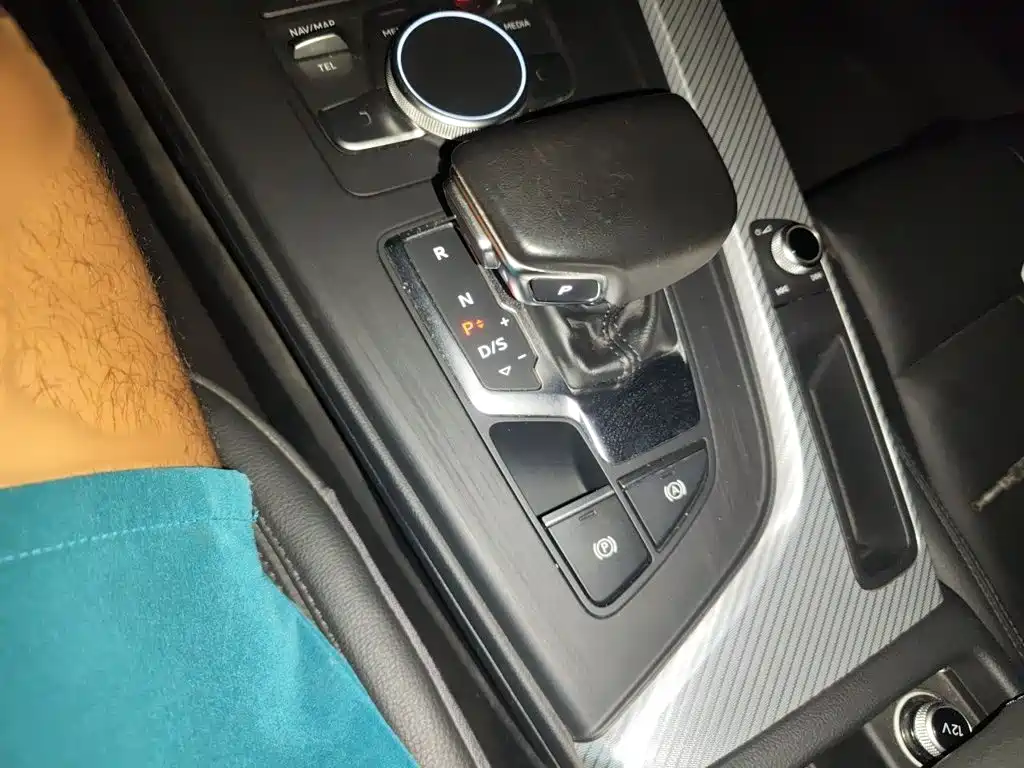 Audi A4L — миниатюра 7