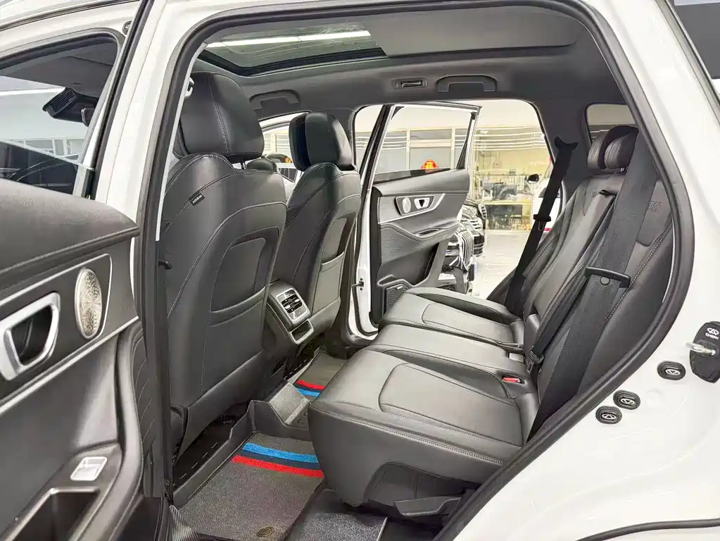 Chery Tiggo 8 PRO — миниатюра 8