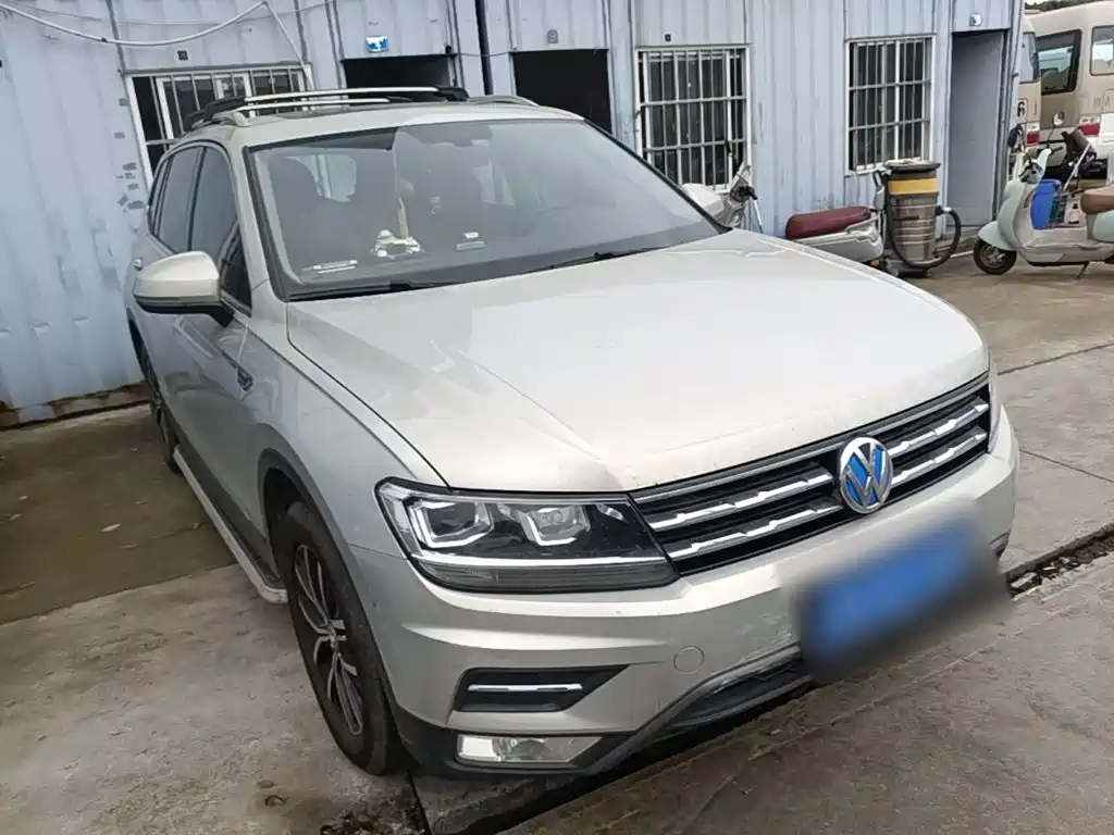 Volkswagen Tiguan L — миниатюра 4