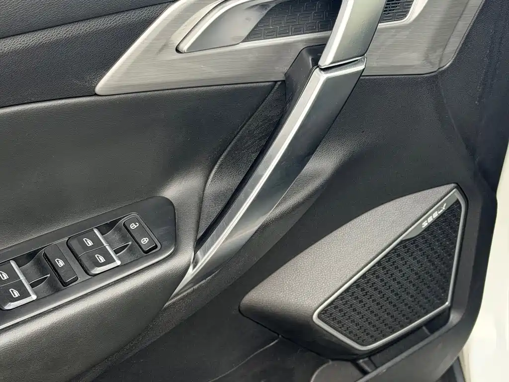 Geely Boyue — миниатюра 22