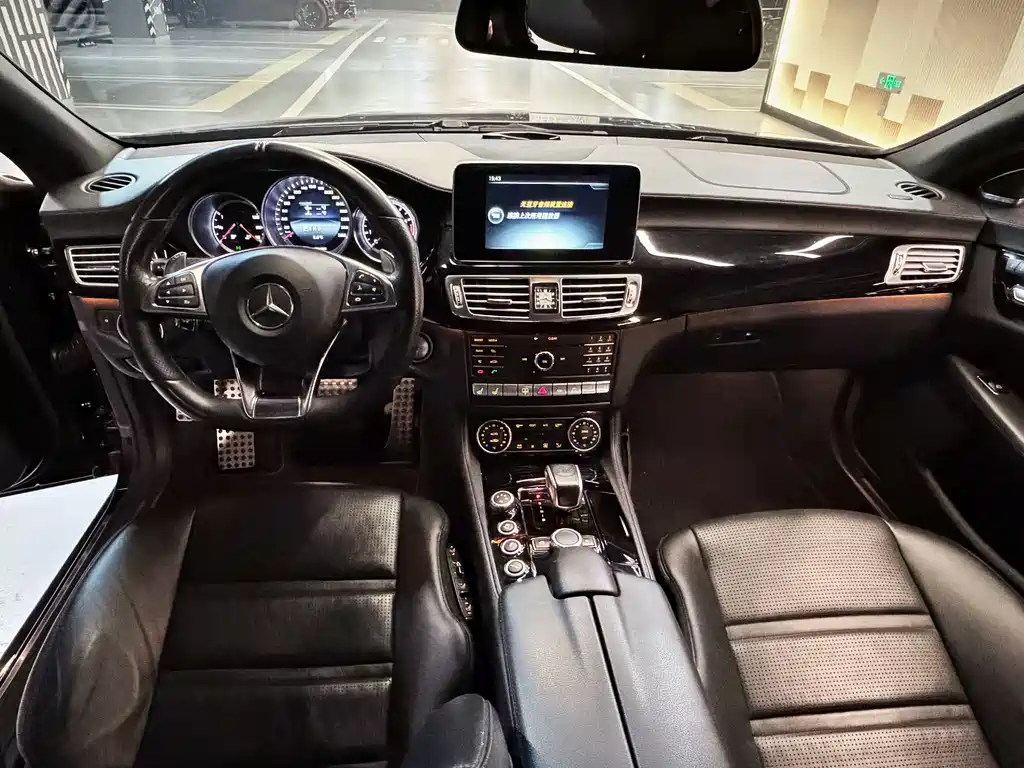 MERCEDES-BENZ CLS AMG