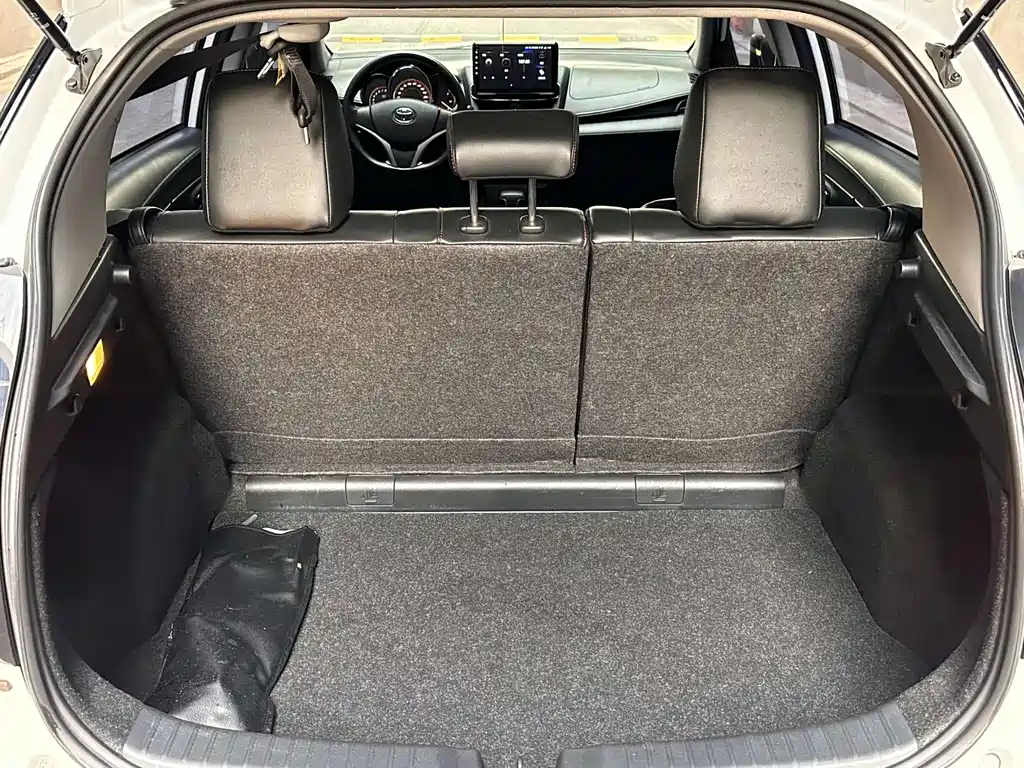 TOYOTA YARIS L ZHIXUAN