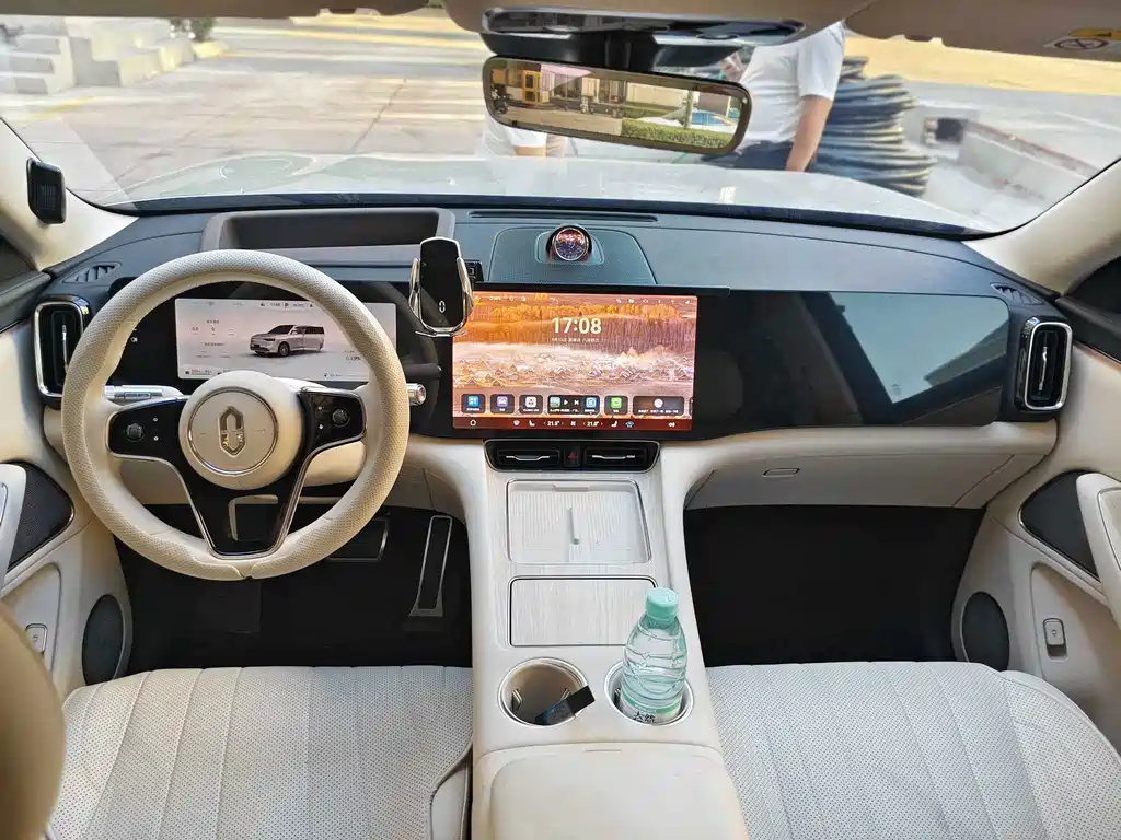 AITO AITO M8 — миниатюра 9