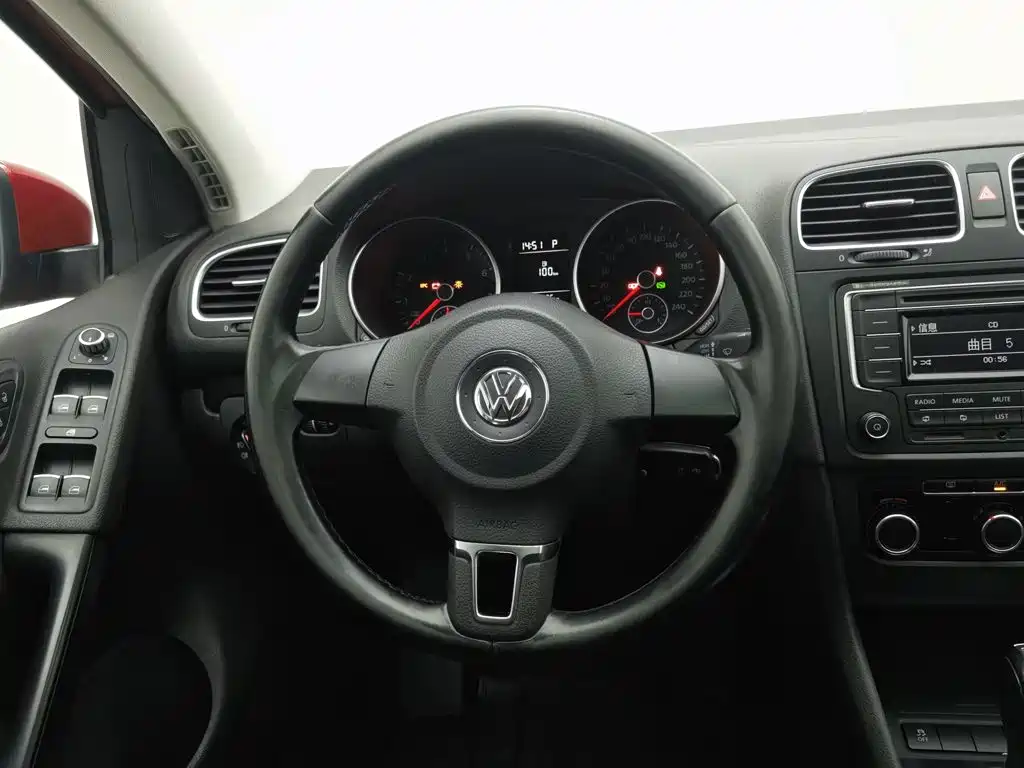 Volkswagen Golf — миниатюра 11